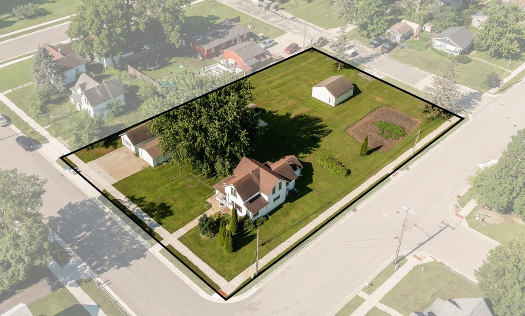 107 4th Avenue Ne, Dodge Center