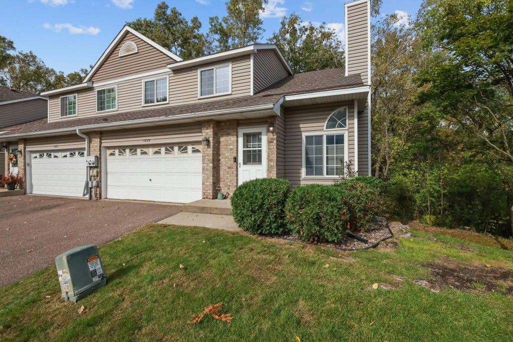 1039 Fillmore Circle Ne, Fridley