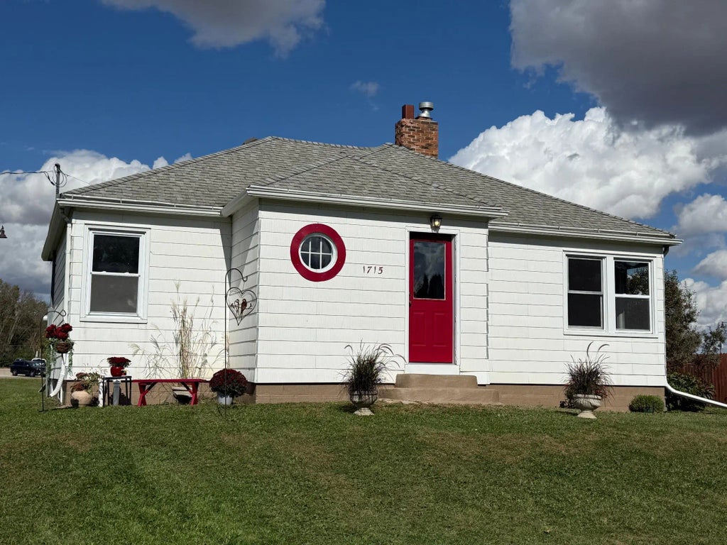 1715 Se Marshall Street, Albert Lea