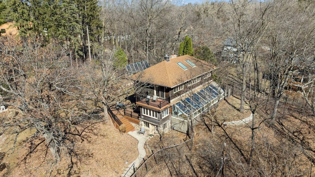 5338 Highland Rd, Minnetonka