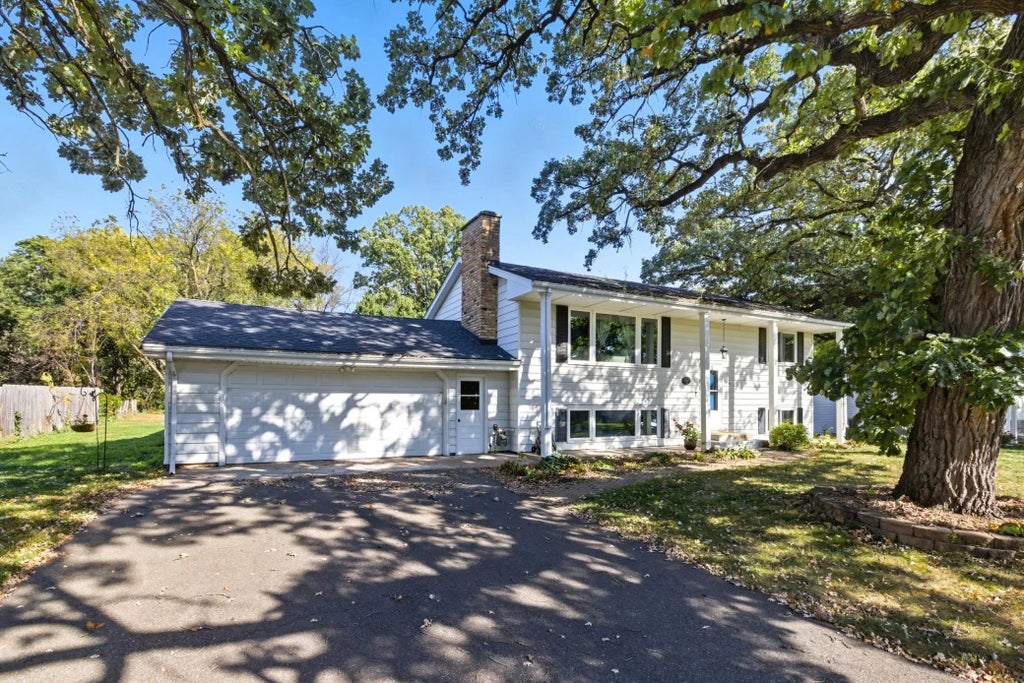 16010 14th Avenue N, Plymouth