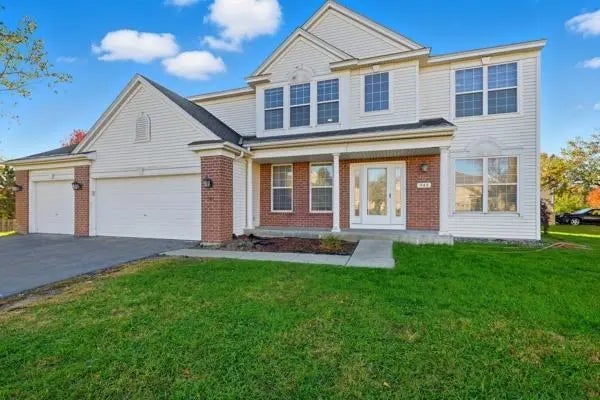 943 Earley Lake Curve, Burnsville