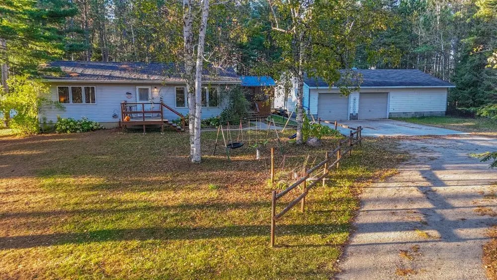 50617 Bluebill Lake Road, Bigfork