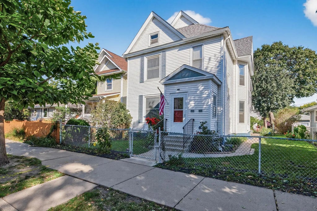 451 Madison Street Ne, Minneapolis