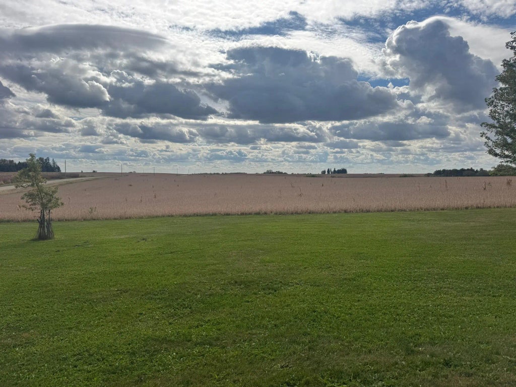 58869 Cty Road 71, Mazeppa Twp