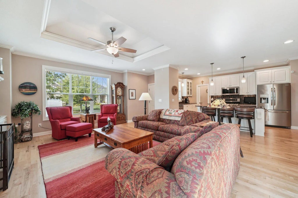 1031 Anthony Way, Victoria