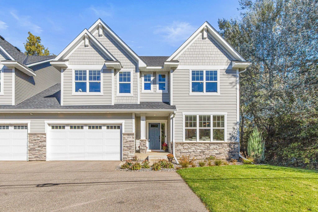 16816 Excelsior Boulevard, Minnetonka