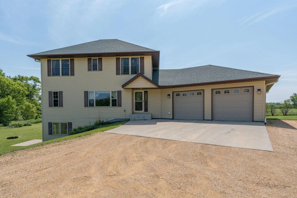 58605 243rd Street, Kasota