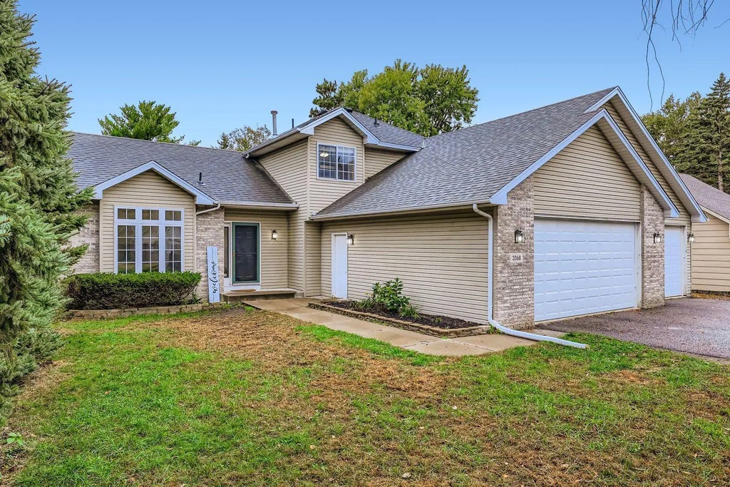 2068 124th Lane Nw, Coon Rapids