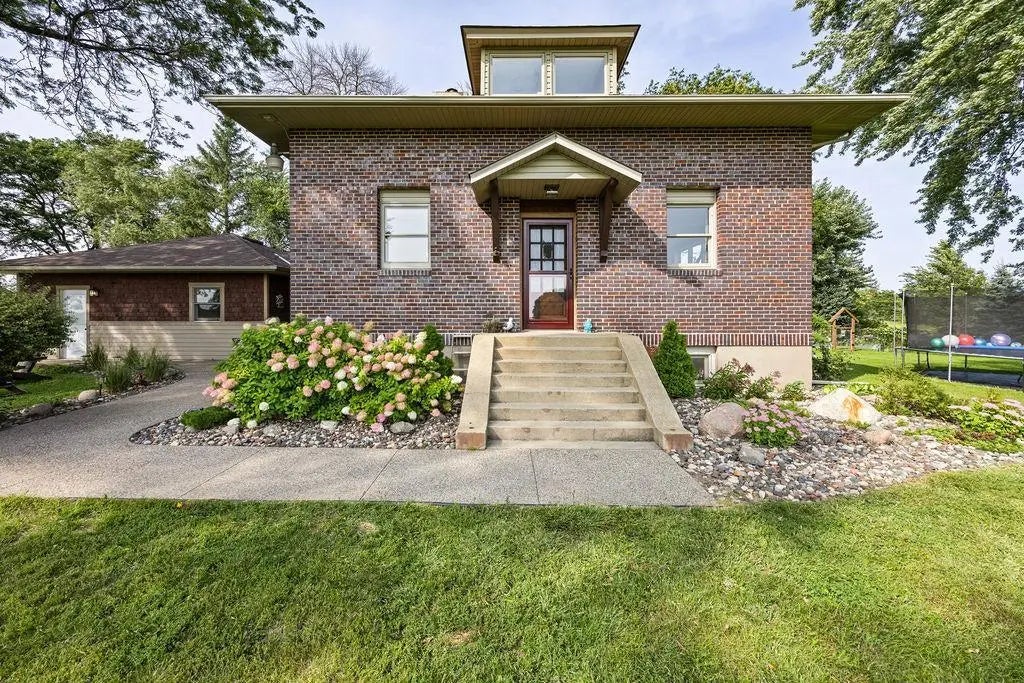 9726 E 280th Street, Webster