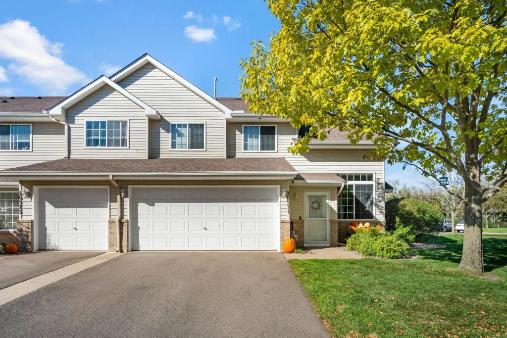 20571 Erin Court 66, Farmington