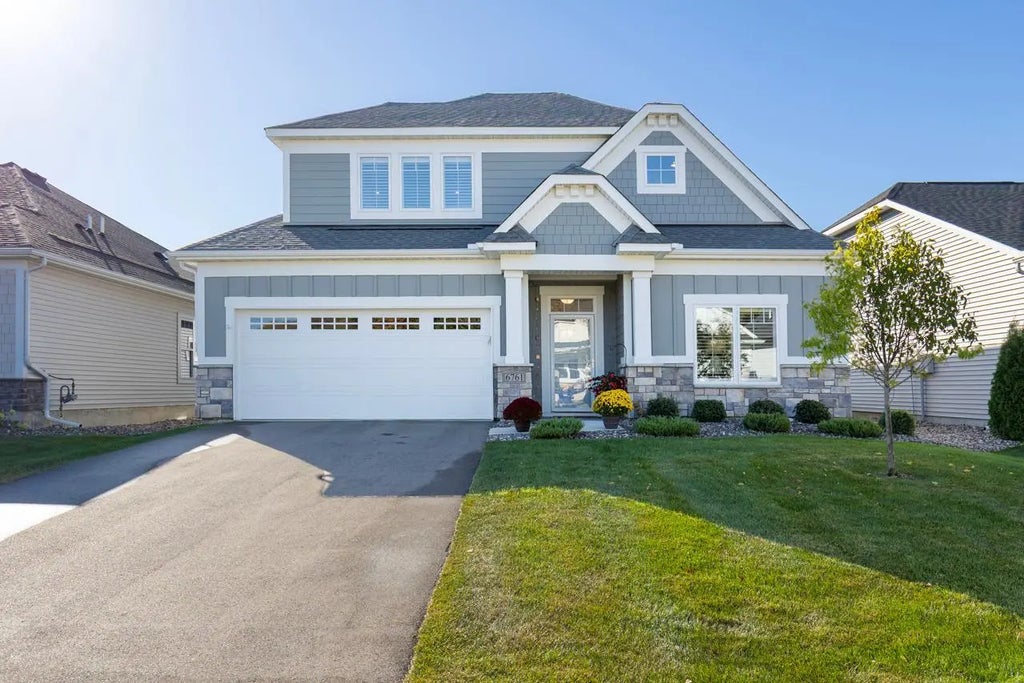 6761 Bellflower Drive, Minnetrista