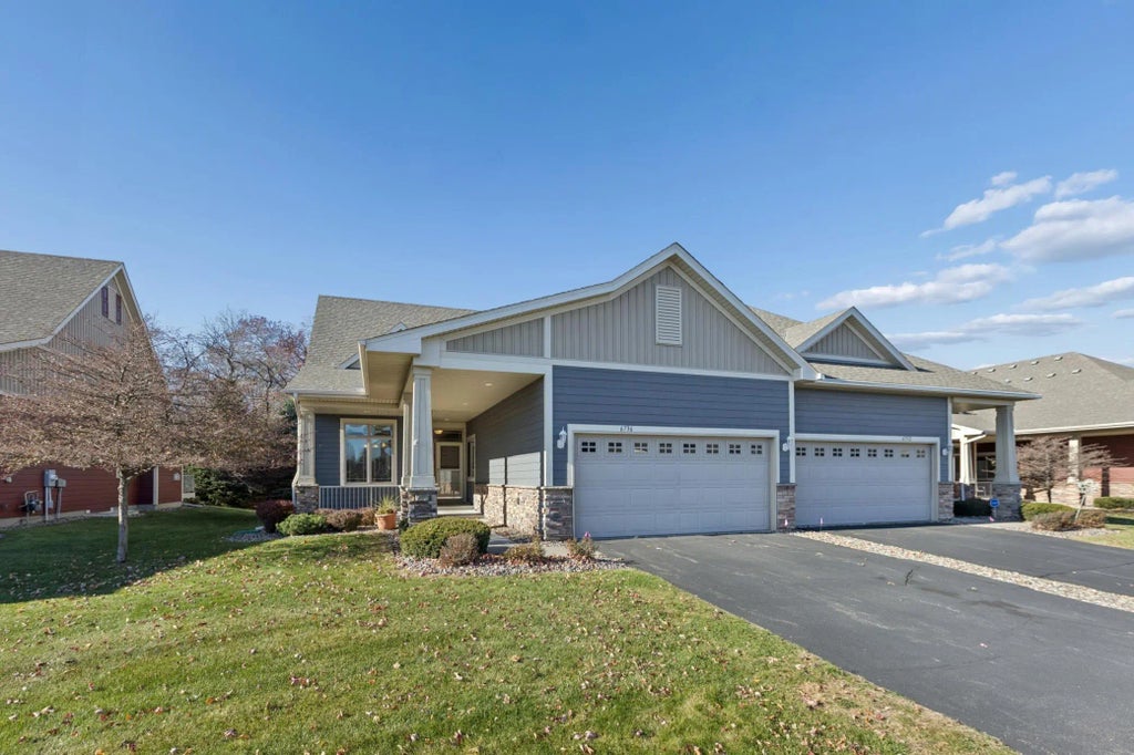 6736 99th Avenue N, Brooklyn Park