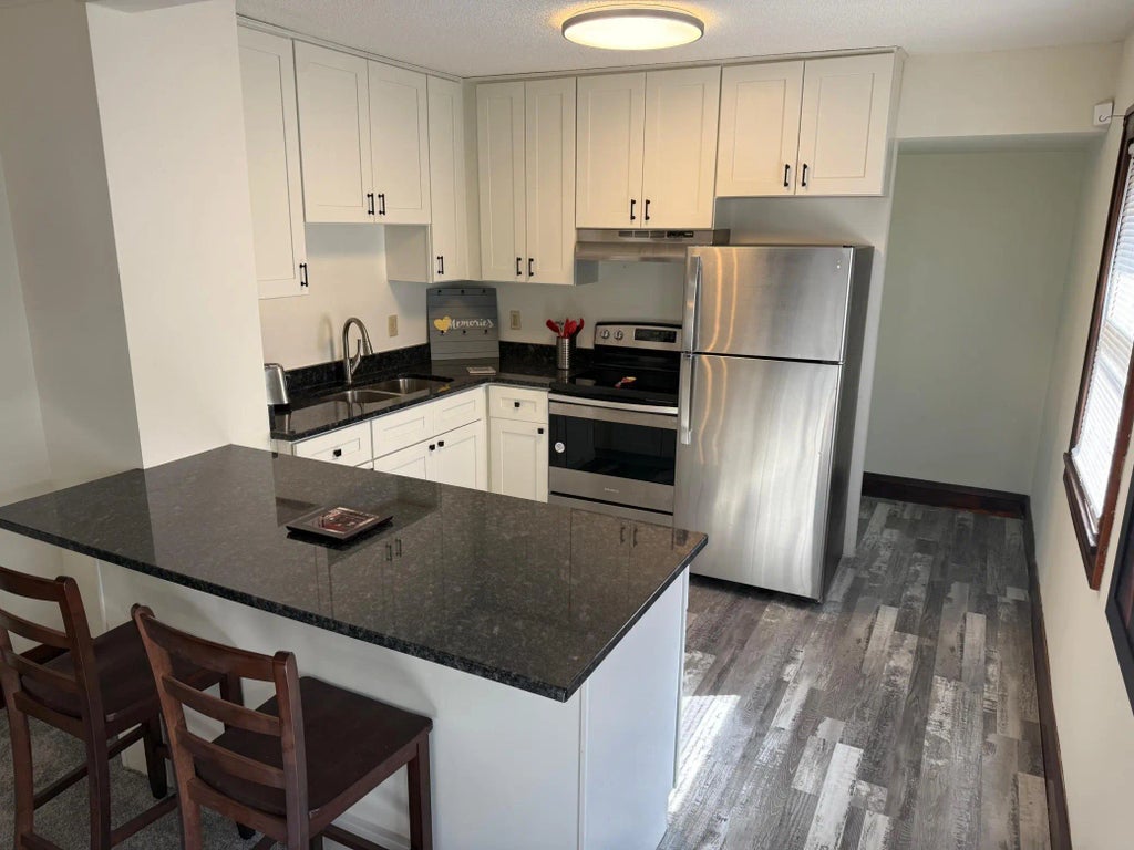 3718 Queen Avenue N, Minneapolis