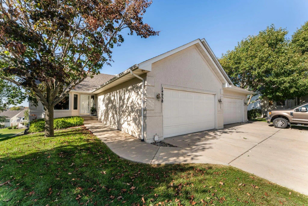 14958 Summit Circle Nw, Prior Lake