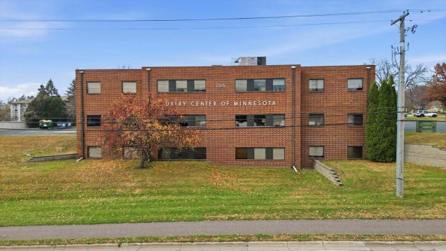 2015 Rice Street, Roseville