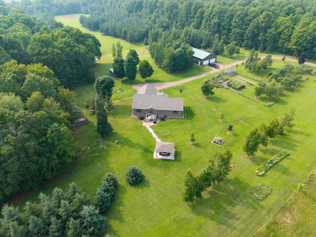 58715 Noid Road, Kelly Twp