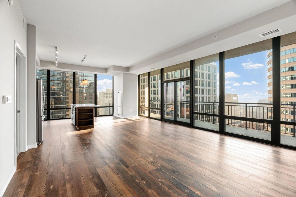 465 Nicollet Mall 2404, Minneapolis