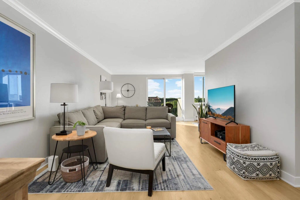 2800 W 44th Street 609, Minneapolis