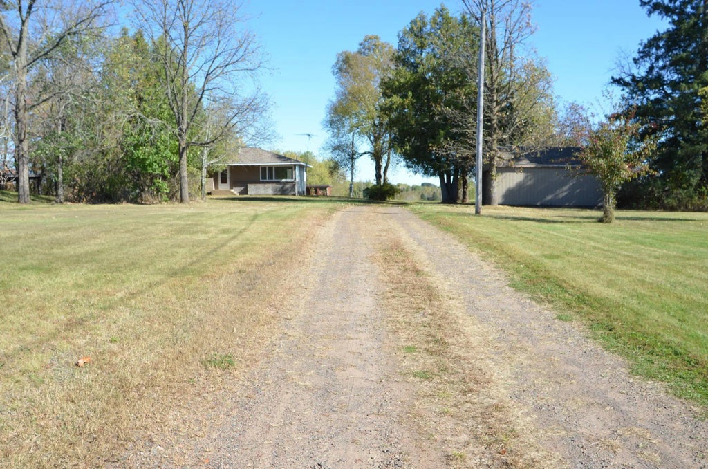 1936 Highway 73, Eagle Twp