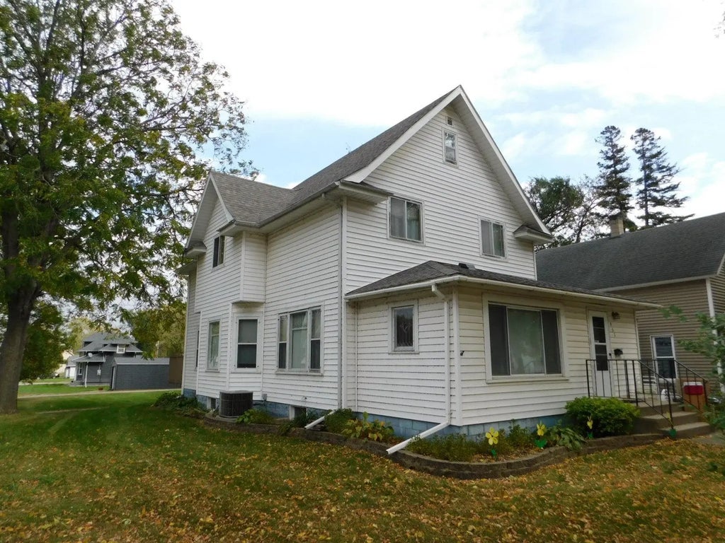 551 Cynthia Street, Maynard