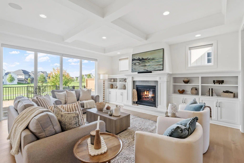 16321 Dryden Road, Lakeville