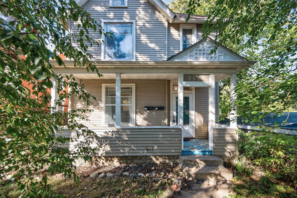 2527 #1-2 N 4th Street, Minneapolis