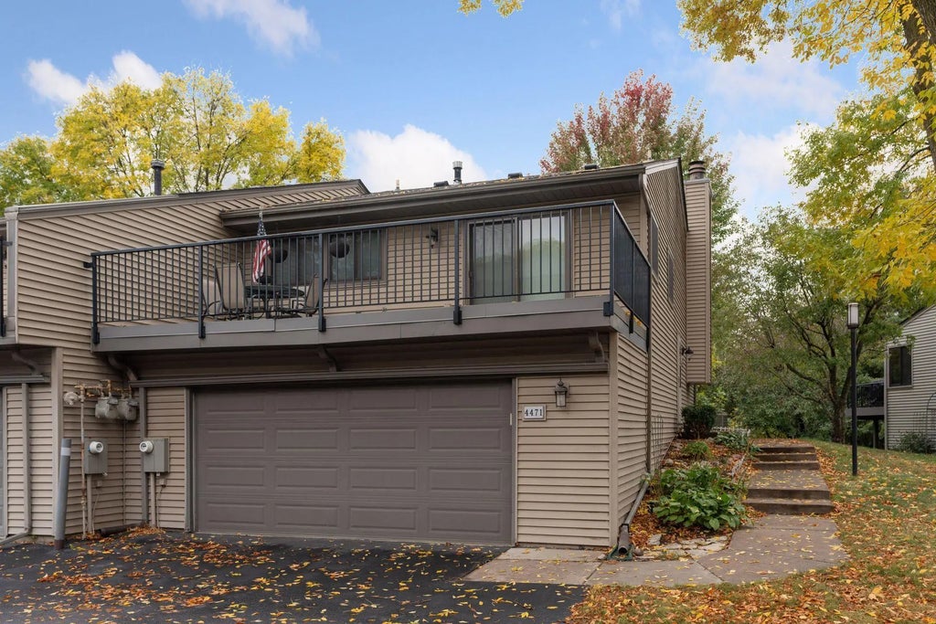 4471 Arden View Court, Arden Hills