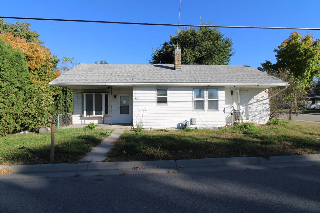 701 Midland Avenue, Albany