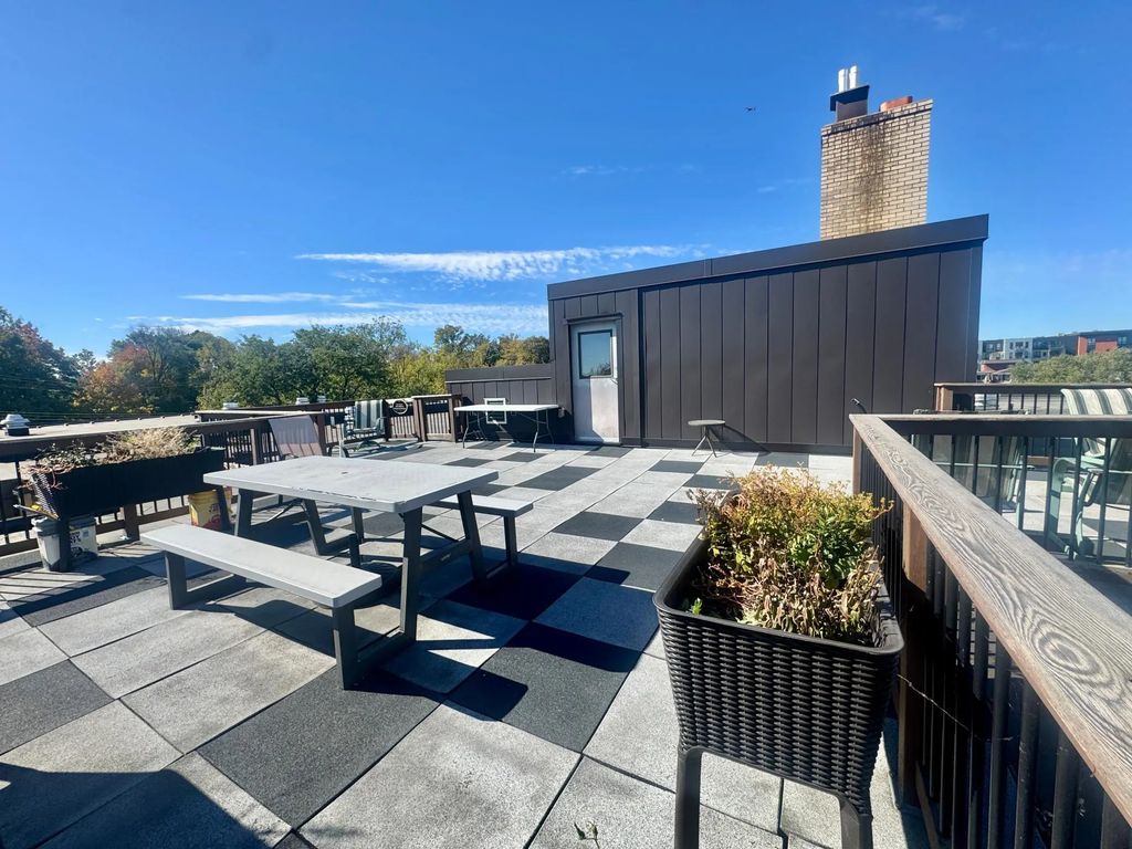 3150 Excelsior Boulevard 211, Minneapolis