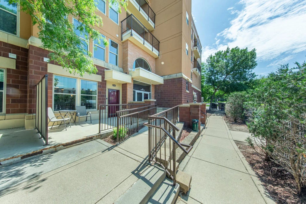 150 E Burnsville Parkway 118, Burnsville