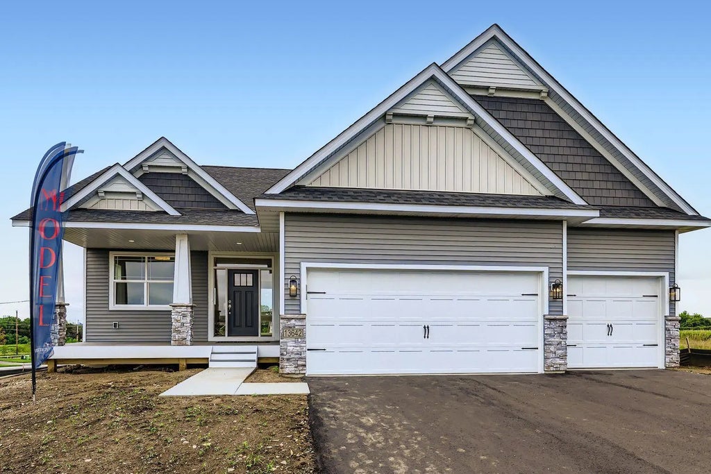 2931 Trinity Drive, Shakopee