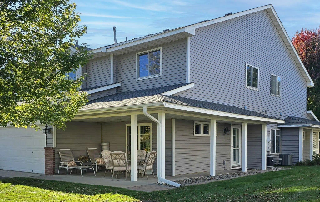 656 Oak Lane, Lino Lakes