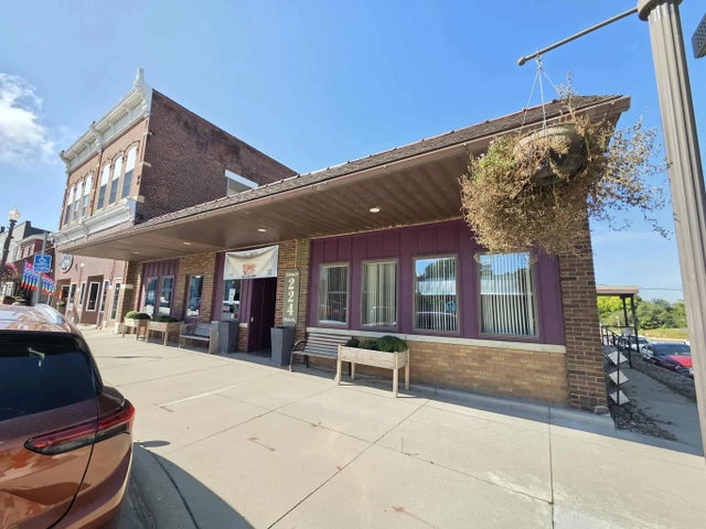 224 S Main Street, Zumbrota