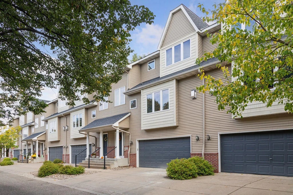 303 Oak Street, Prescott