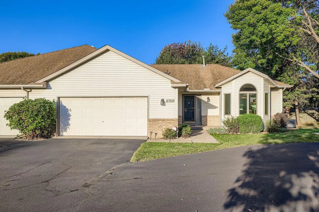 11760 88th Place N, Maple Grove