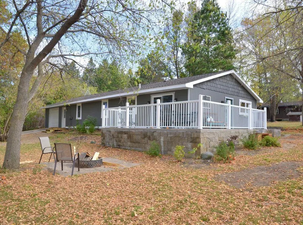 106 Village Road, Nevis