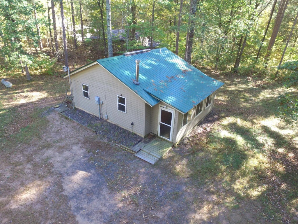 24468 Polansky Road, Siren