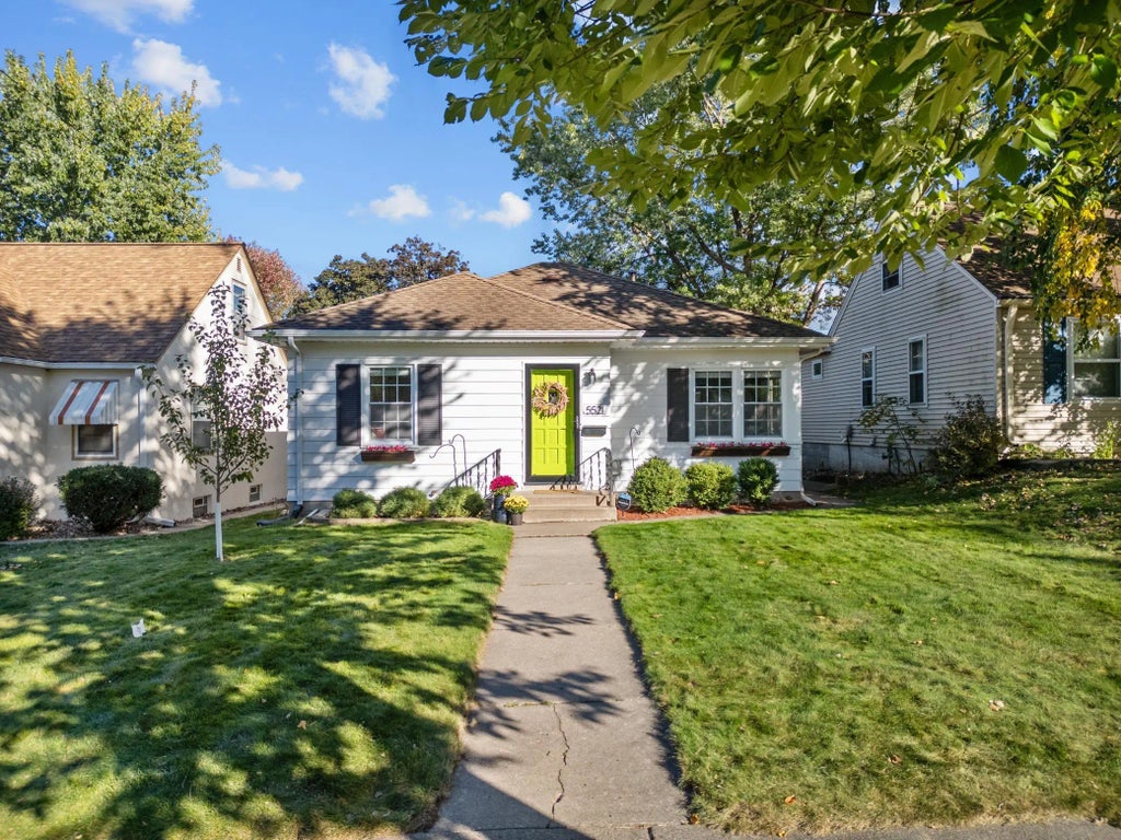 5521 24th Avenue S, Minneapolis