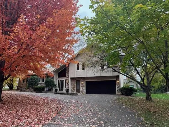 1560 Rhode Island Avenue N, Golden Valley