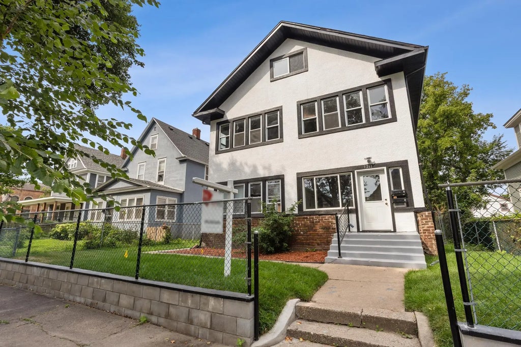 1211 Morgan Avenue N, Minneapolis