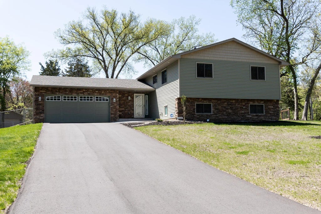 11660 Lehigh Avenue S, Hastings