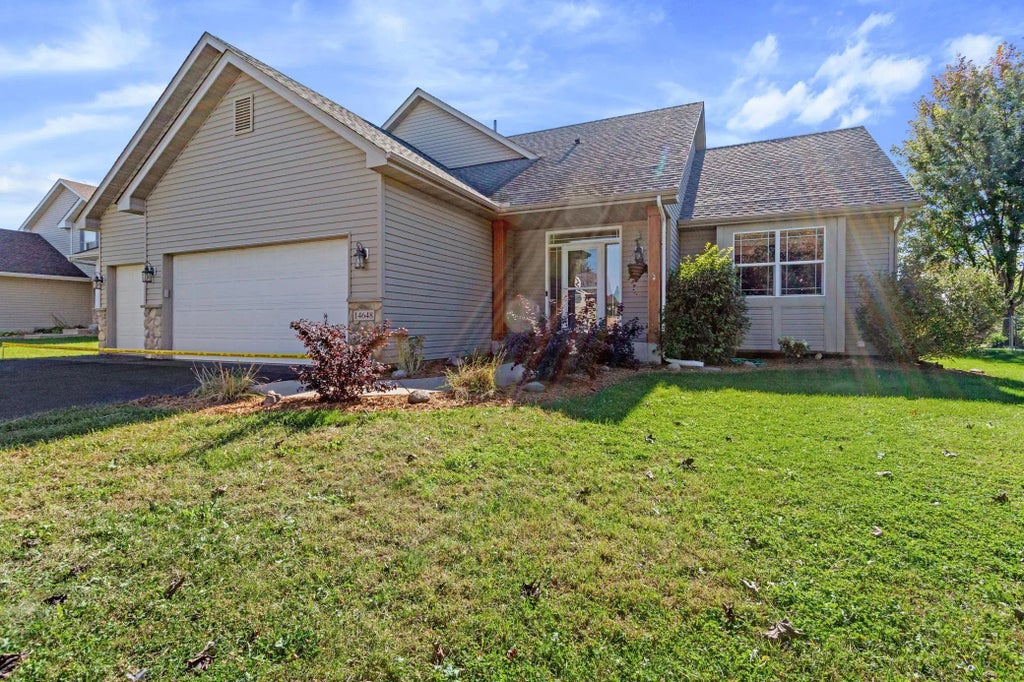 14648 Blueberry Court, Rosemount