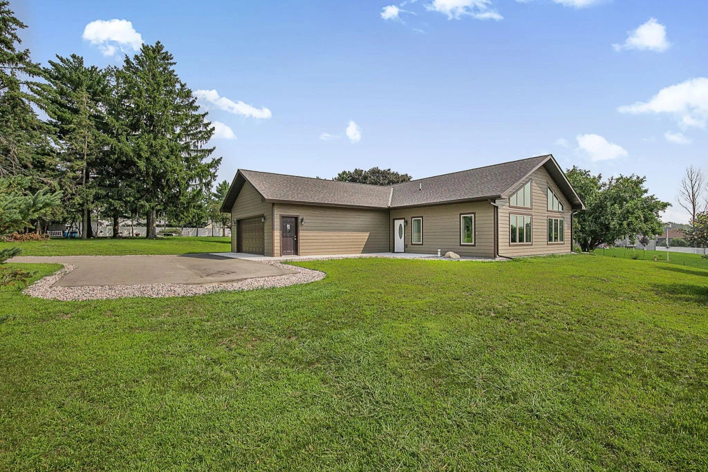 1000 10th Avenue Ne, Sauk Rapids