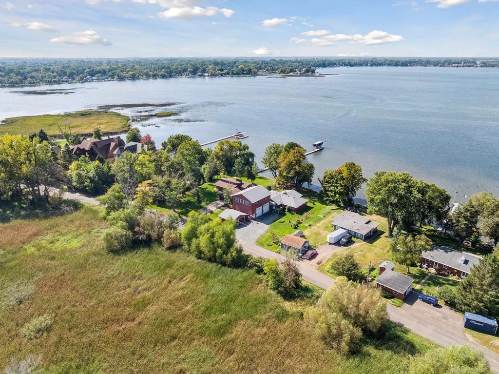 22672 Hayward Avenue N, Forest Lake