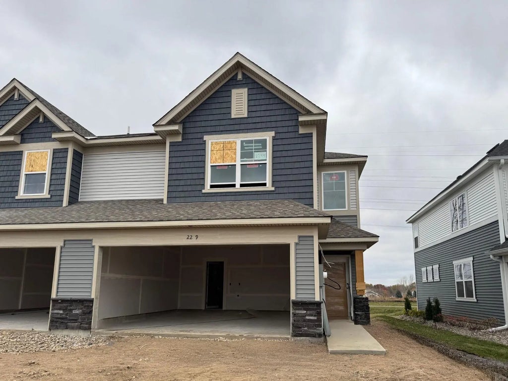 2239 Tyrone Drive, Shakopee