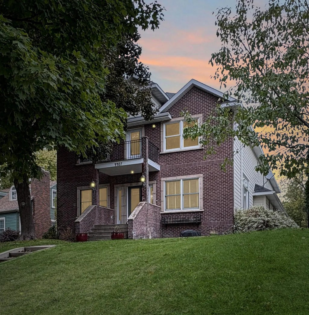 4407 Curve Avenue, Edina