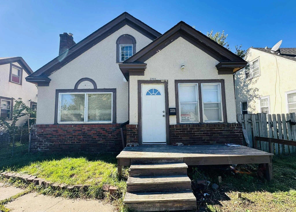 3331 Knox Avenue N, Minneapolis