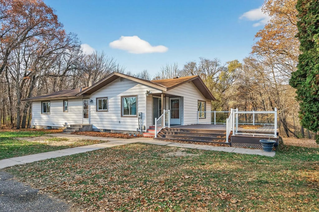 9042 Howard Lake Drive Ne, Columbus