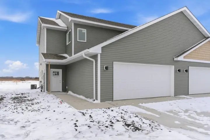 3117 & 3119 Noble Drive, Mankato